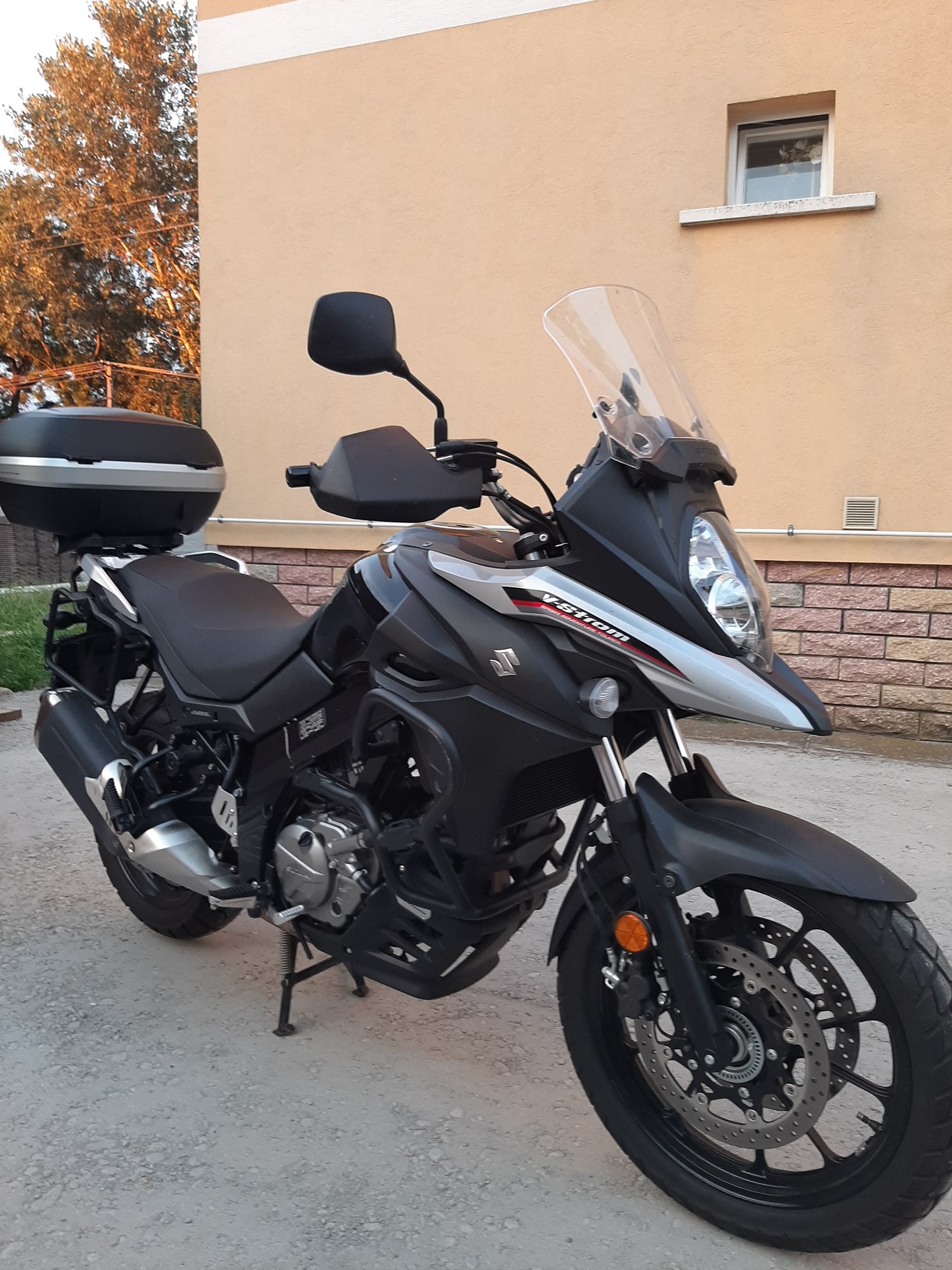 SUZUKI DL 650, 5. kp